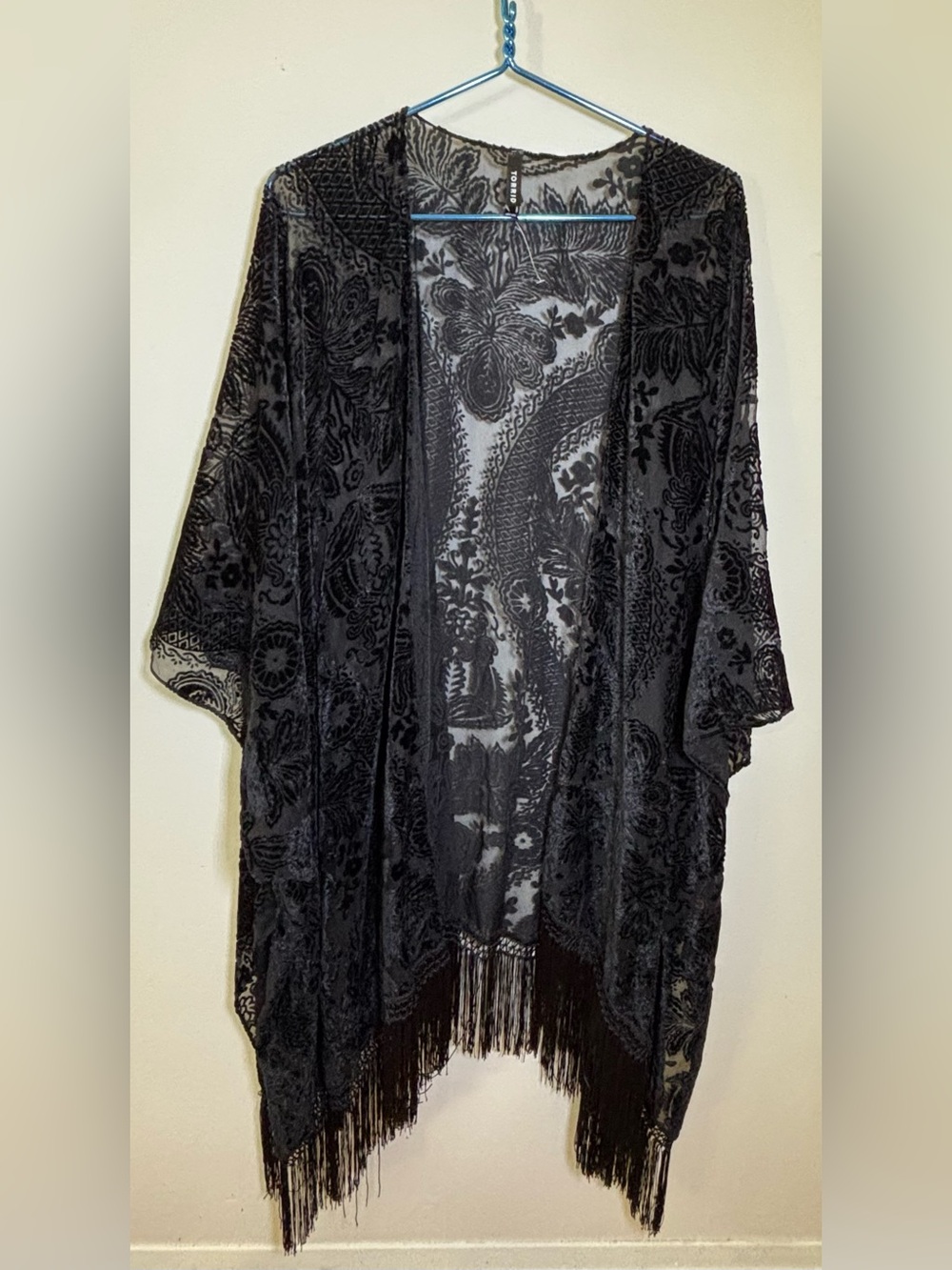 TORRID velvet burnout KIMONO wrap TOPOER. Boho layer FRINGE HOLIDAY black OS